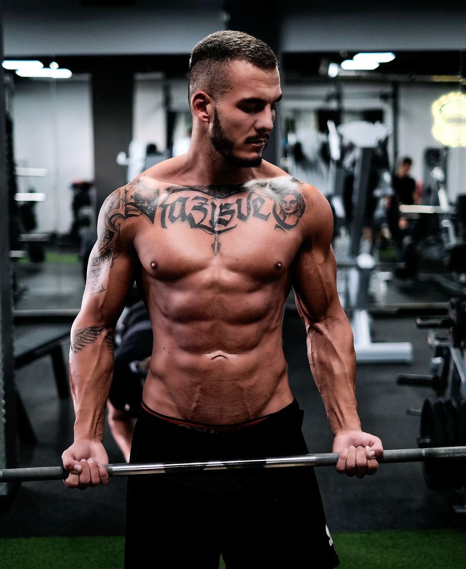 striptér Camil